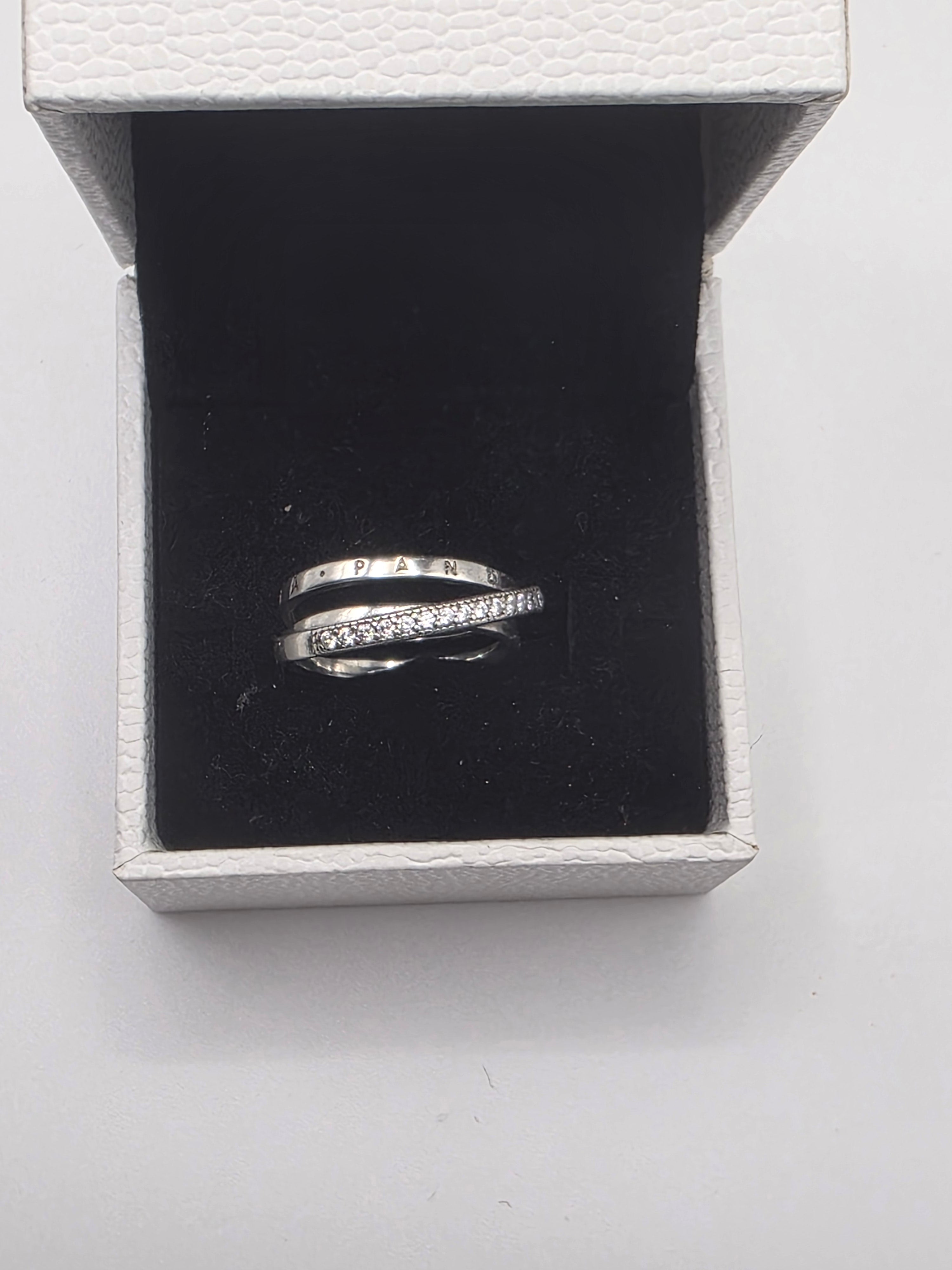 DiVolina Crossover Pave Triple Band Ring Sterling silver 925